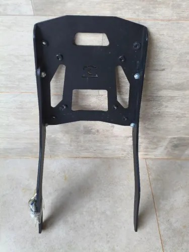 Suporte de baú para Triumph Scrambler 400x