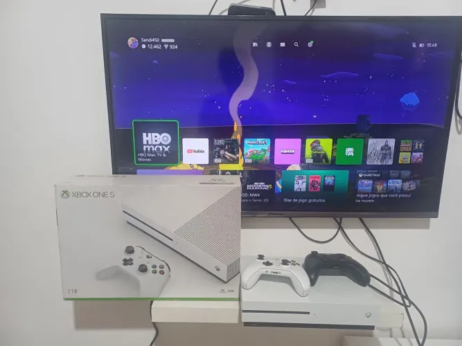 XBOX ONE S 1 TB NA CAIXA