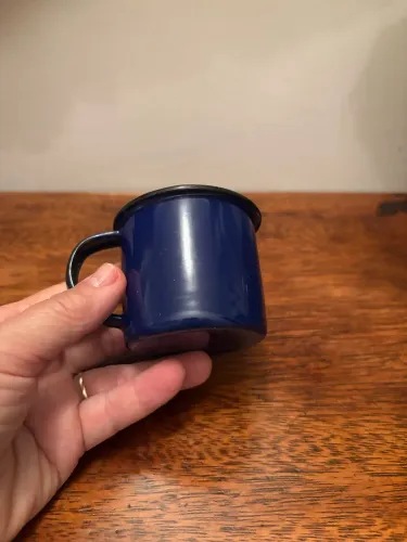 Canequina esmaltada azul