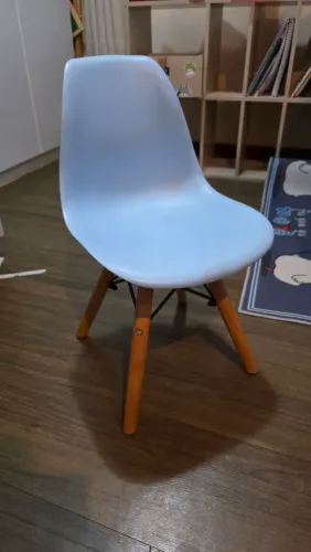 Cadeira Infantil Estilo Eames Eiffel