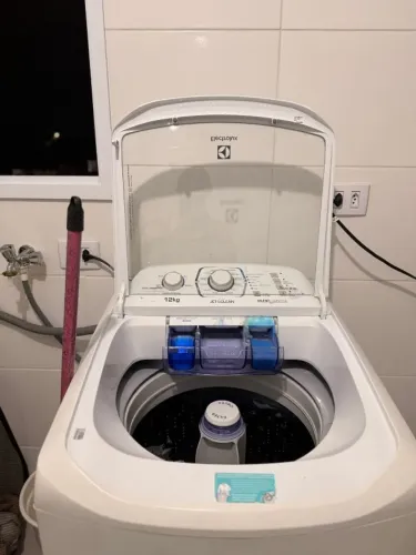 Máquina de lavar Electrolux 12kg