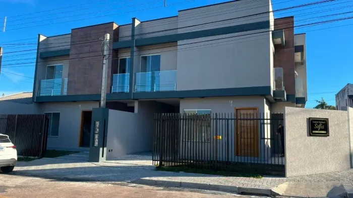 Sobrado com 3 dormitórios à venda, 88 m² por R$ 580.000,00 - Fazendinha - Curitiba/PR