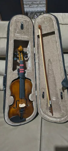 Violino marca dominante infantil muito novo