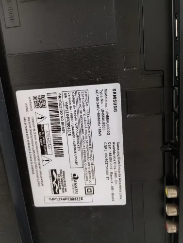 TV Samsung semi nova 55 polegadas está ótima parou derrepente a tela está ótima para vende