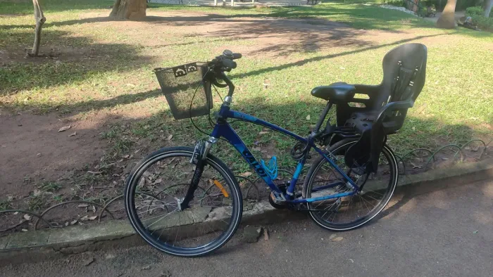 Caloi 700 com Cadeirinha Pronta Para Uso -: Oportunidade