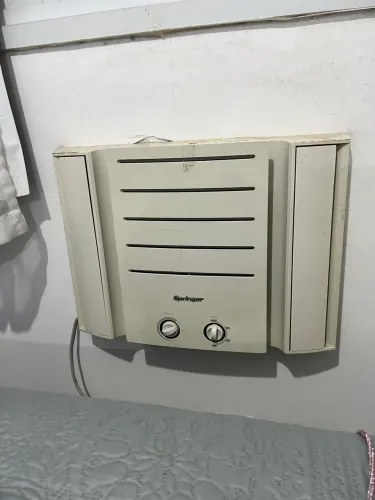 Vendo Ar Condicionado de janela