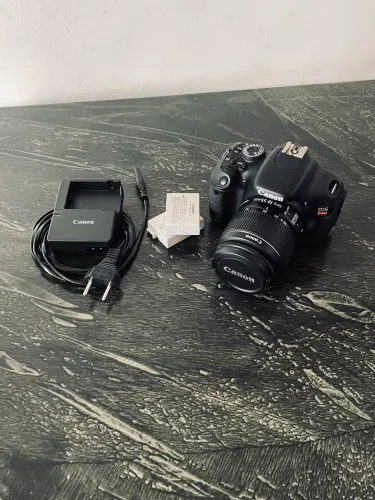 Câmera T3i Canon
