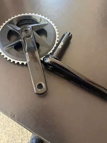 Pedivela sram rival