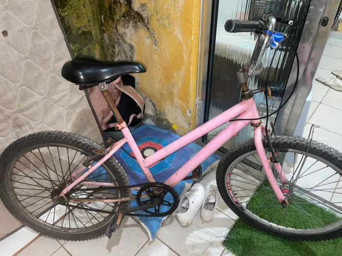Bicicleta aro 24 toda boa