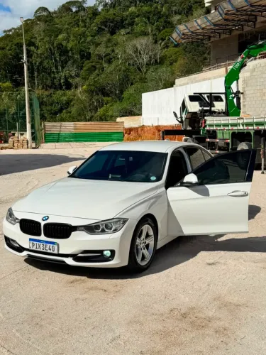 BMW 320I A 2.0 Turbo/activeflex 16V 184cv 4P 2015