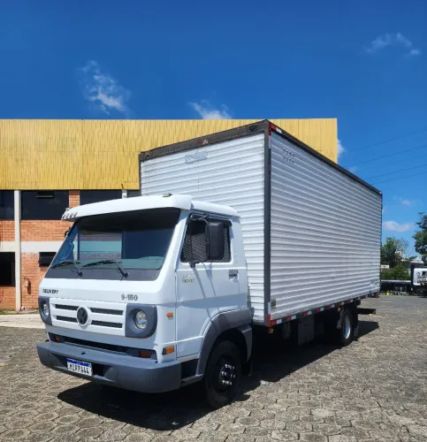 VW 9-150 Delivery 2011 - Baú 6,10m -