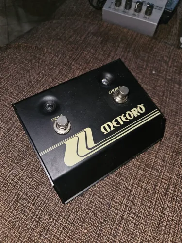 Pedal Meteoro Drive/Chorus 2 Botões