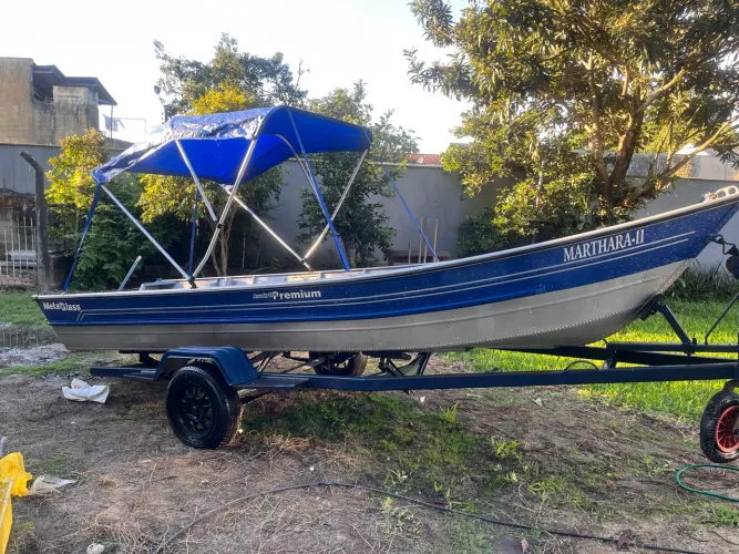 Barco MetalGlass 5m + Motor Mercury 15hp + Carretinha rodoviária