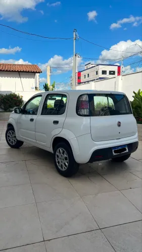 Fiat Uno Attractive 1.0 EVO Fire Flex 8V 5P 2019