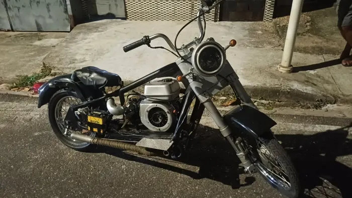 Moto toda projetada do 0 com motor estacionario 4 tempos