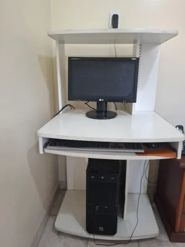 Mesa para computador em mdf