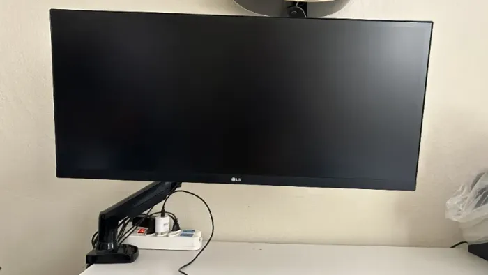 Monitor UltraWide LG 29 pol. + Suporte articulado 