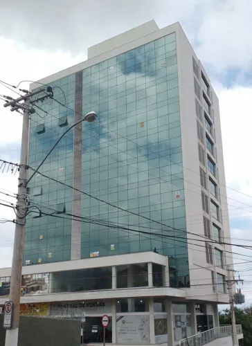 Sala para alugar, 32 m² por R$ 1.881,00 - Centro - Gravataí/RS