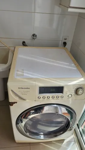Máquina de Lavar Roupa Eletrolux - 10,5Kg Lava e Seca