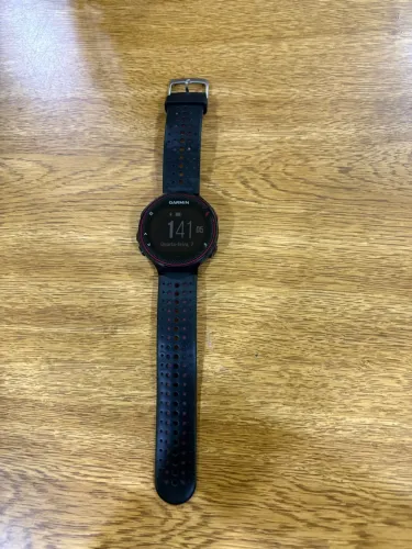 GARMIN FORERRUNNER 235