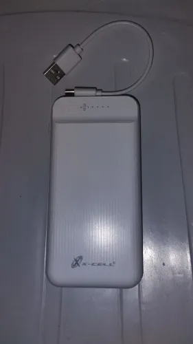 CARREGADOR PORTÁTIL.