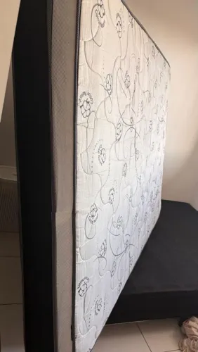 COLCHÃO DE CASAL PLUMATEX EM EXCELENTE ESTADO! <br>