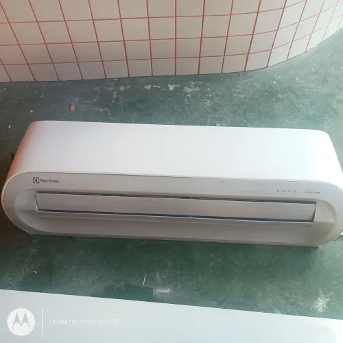 Ar Condicionado 23.000 BTUs Electrolux Baixei pra vender logo