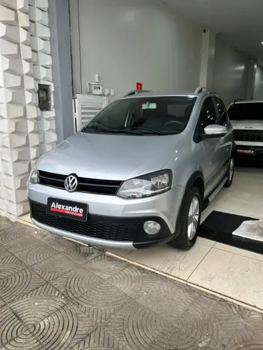 Volkswagen Crossfox 1.6 MI Total Flex 8V 5P 2011