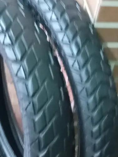 Motos