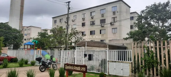 Oportunidade no Mario Quintana: Apto 2 Dormitórios , com 1 vaga, no Térreo