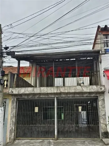 Sobrado de 170m² com 4 quartos em Vila Nair