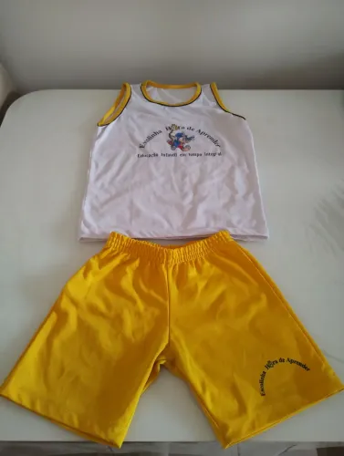 Farda Uniforme Escola Hora de Aprender tamanho PP 