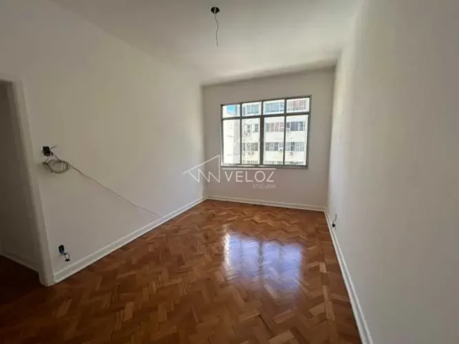 Apartamento - / Residencial / Flamengo