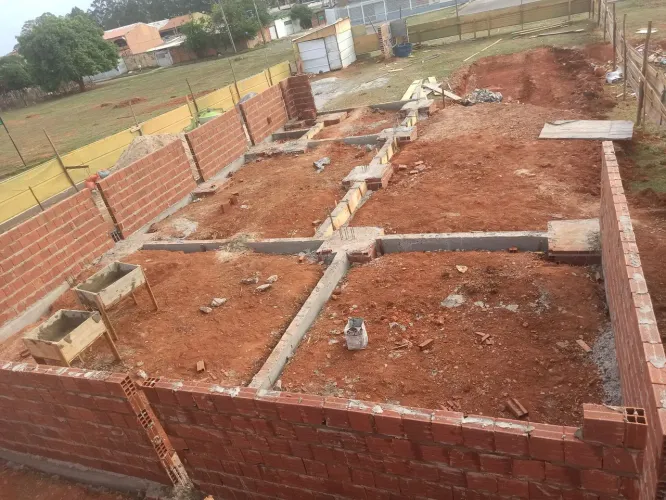Pedreiro mestre de obras 