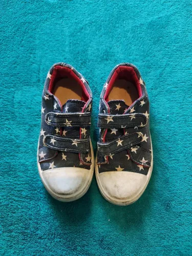 Sapatos de menina