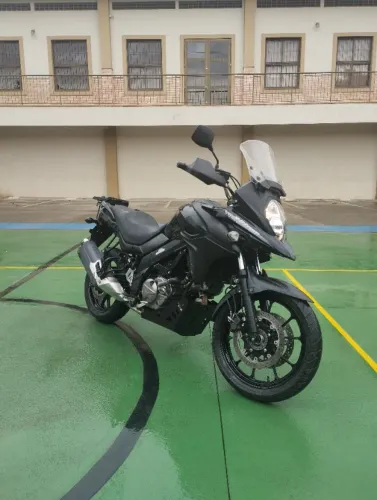 ? SUZUKI V-STROM 650 ABS 2022 - APENAS 14.000 KM