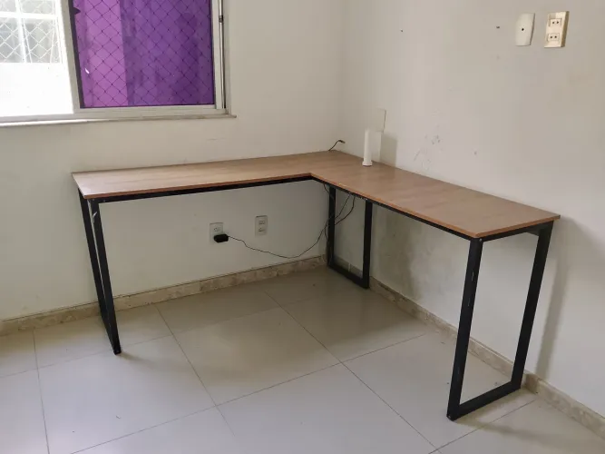 Mesa em L