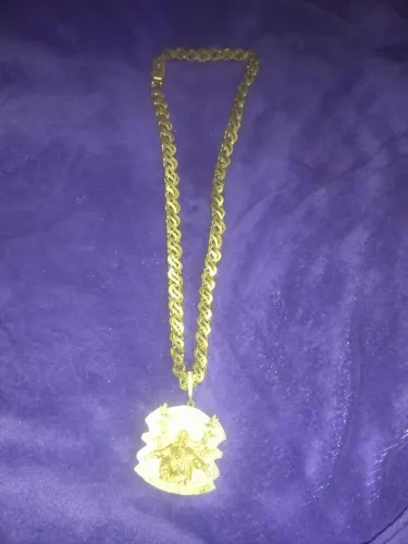 Cordão moeda antiga 