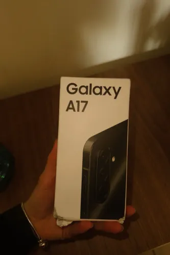 Samsung Galaxy A17