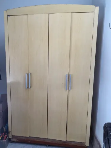 guarda-roupa/armário de 4 portas