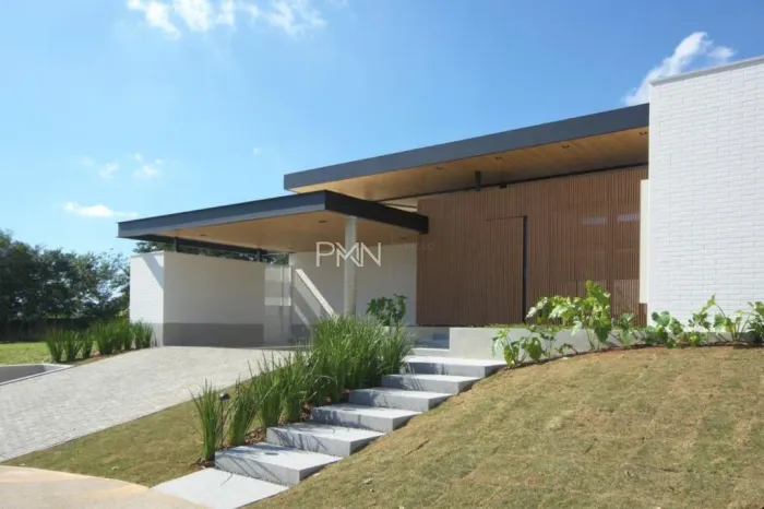 Casa à venda em Jaguariúna, Residencial Campo Camanducaia, com 4 suítes, com 257 m²