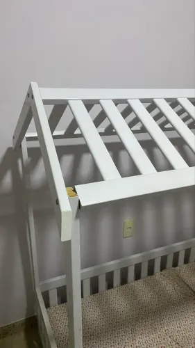 Cama infantil montessoriana 
