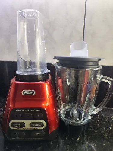 Liquidificador Oster com Blender