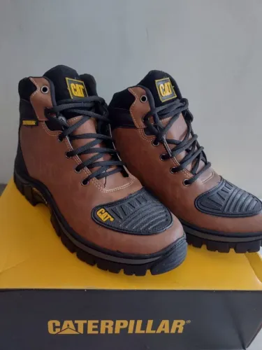 Bota Caterpillar n° 42 OFERTA