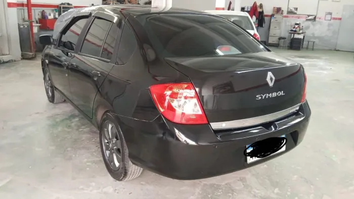 Renault Symbol Privilège Hi-flex 1.6 16V 4P 2010