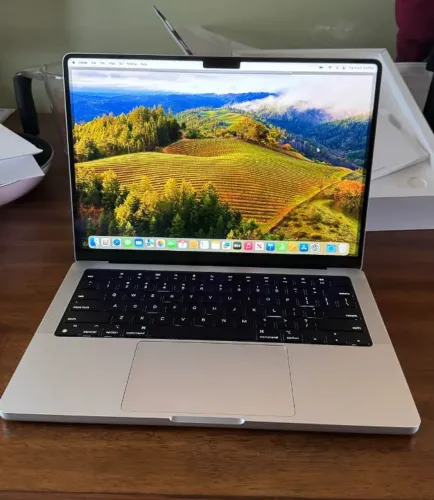 MacBook PRO M3 PRO - Troco por iPad - LEIA anúncio