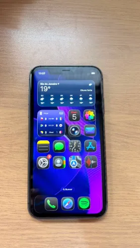 iPhone 11 128GB Preto