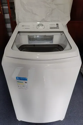 máquina de lavar Electrolux Essential Care de 14 kg com tecnologia Jet&Clean