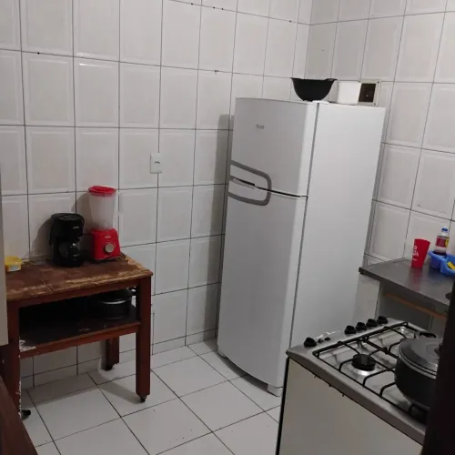Alugo quarto