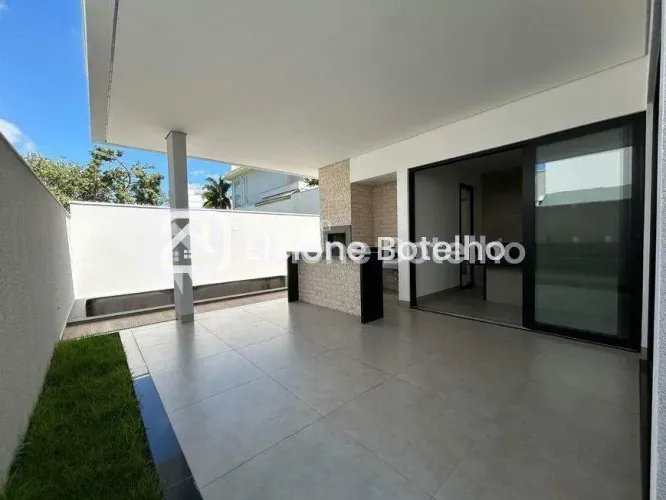 Casa de Condomínio à venda, 3 quartos, 3 suítes, 2 vagas, GRANADA - Uberlândia/MG